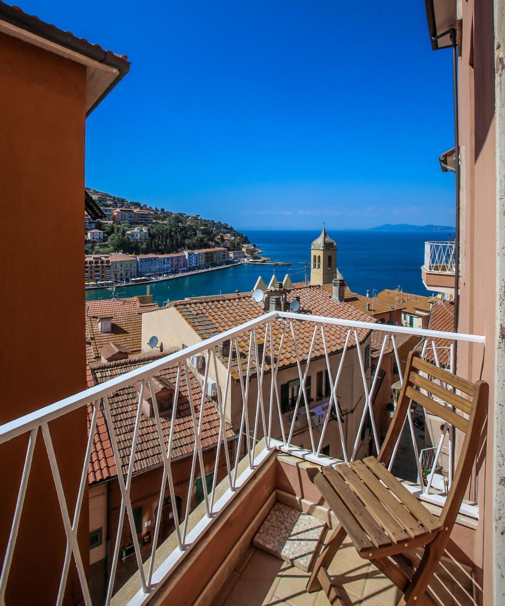 Your Seaside Flat ポルト・サント・ステーファノ エクステリア 写真